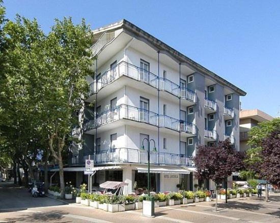 B&B Hotel Lucciola Каттоліка Екстер'єр фото