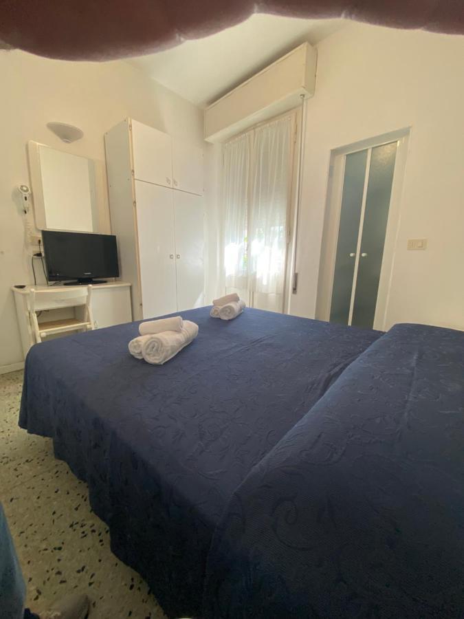 B&B Hotel Lucciola Каттоліка Екстер'єр фото