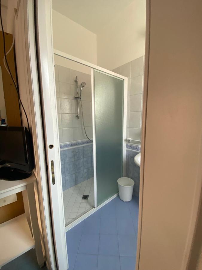 B&B Hotel Lucciola Каттоліка Екстер'єр фото