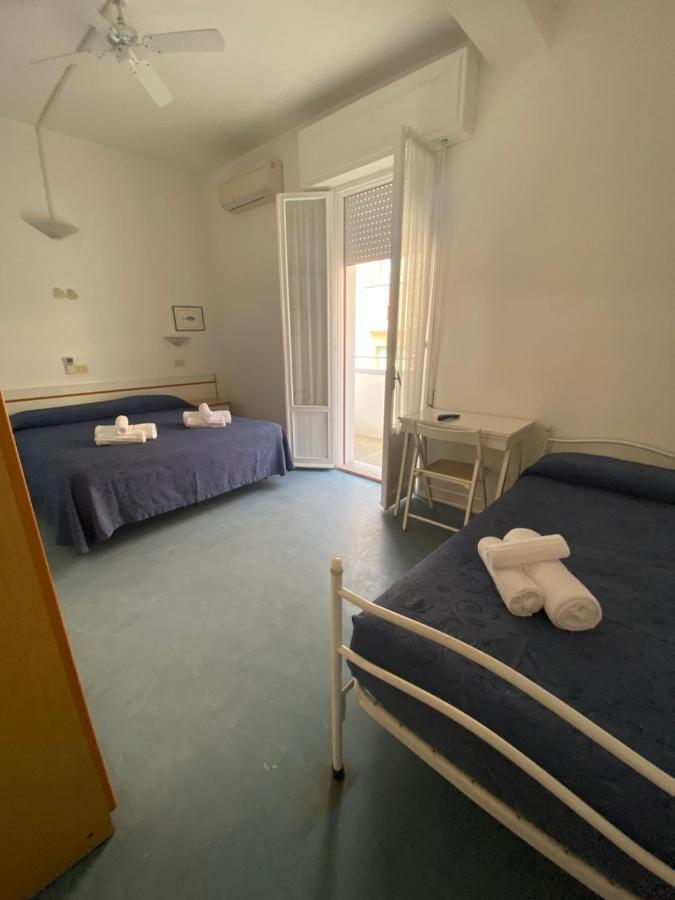 B&B Hotel Lucciola Каттоліка Екстер'єр фото